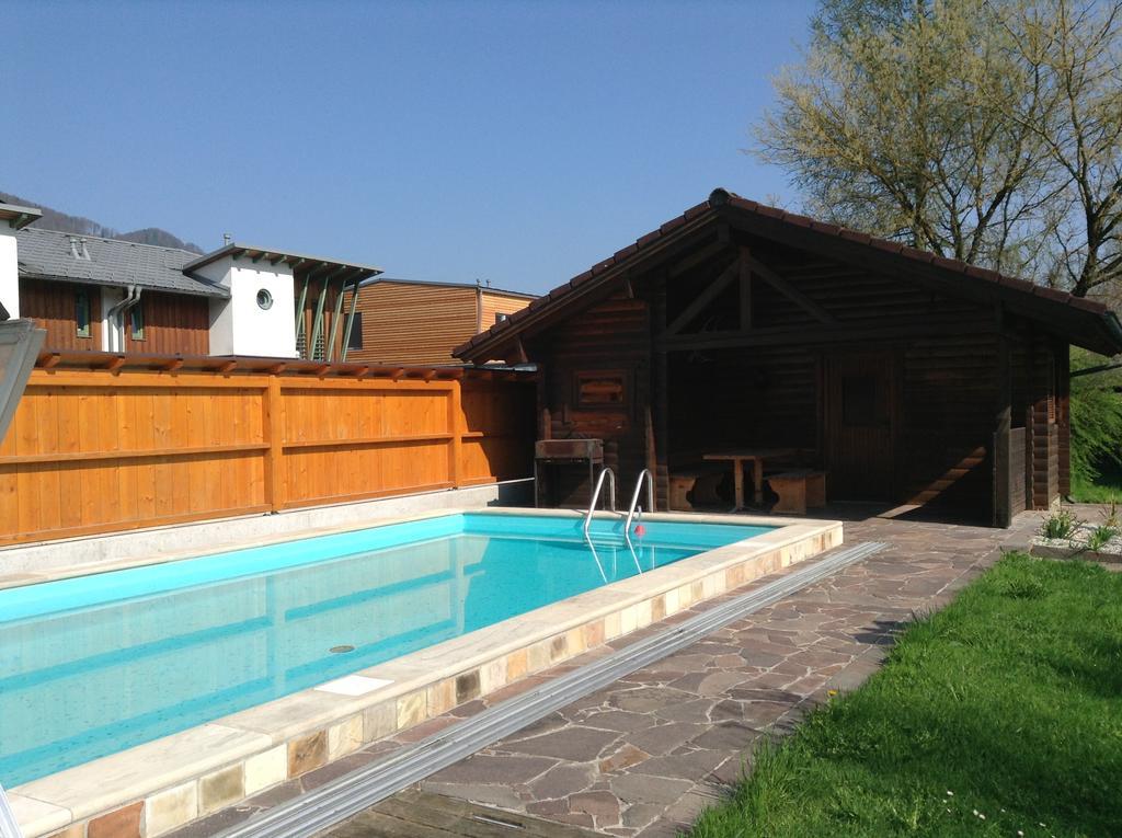 Leonsteinerhof Bed & Breakfast Dış mekan fotoğraf