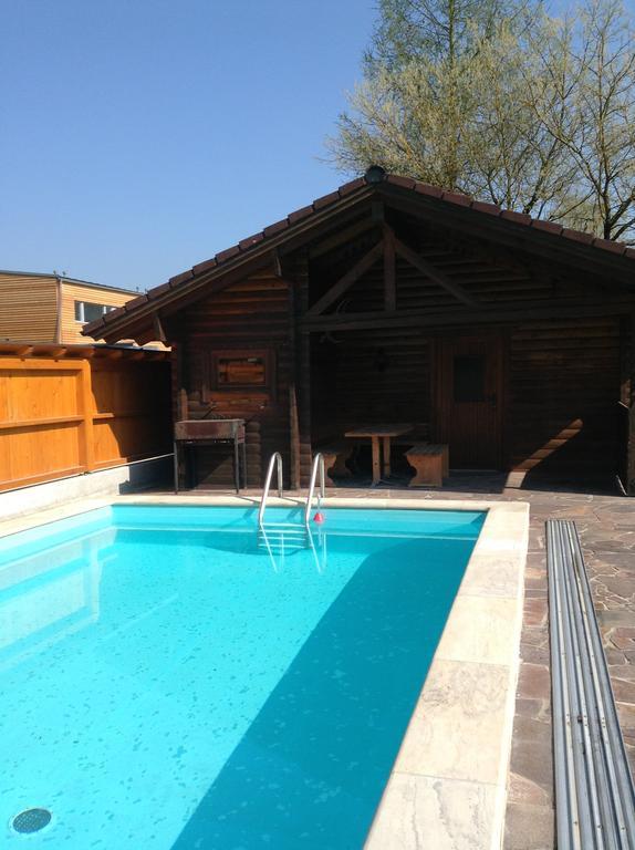 Leonsteinerhof Bed & Breakfast Dış mekan fotoğraf