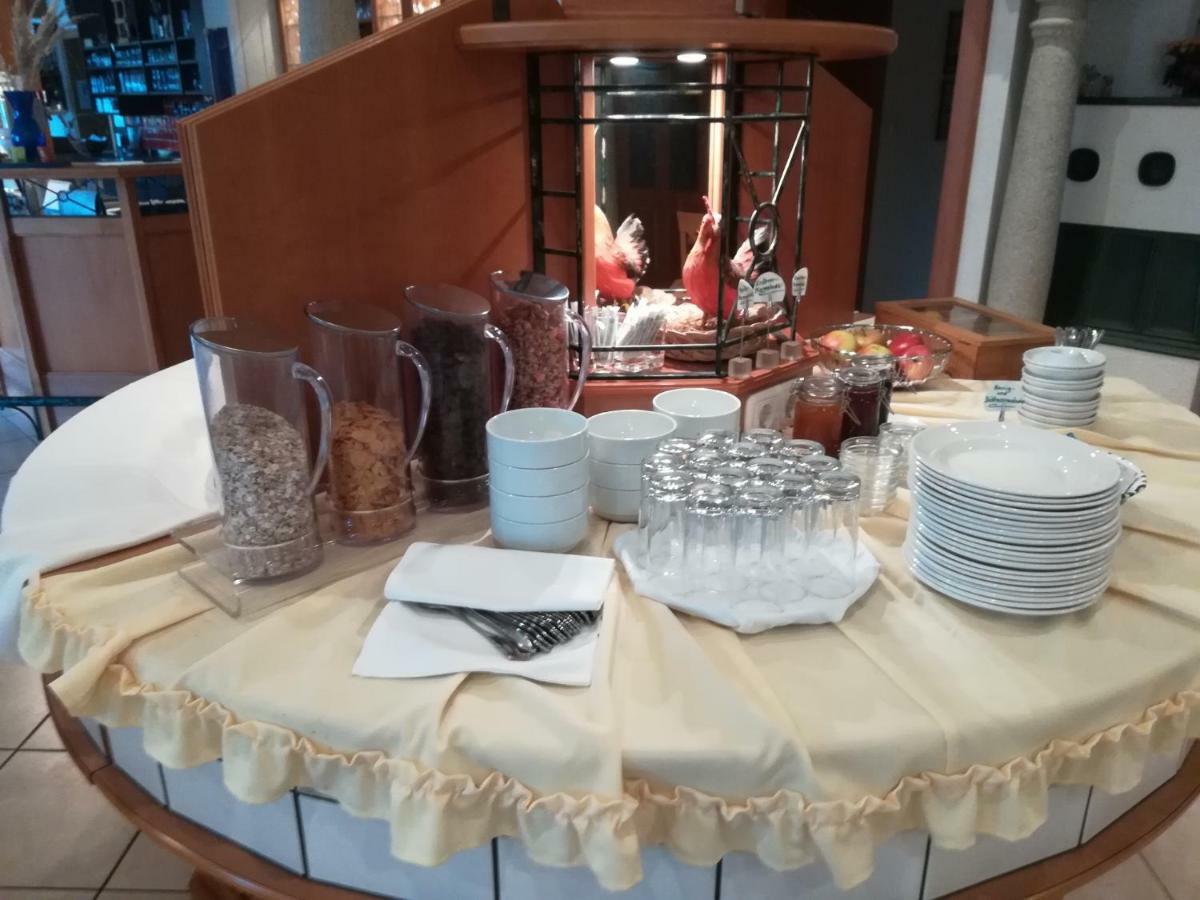 Leonsteinerhof Bed & Breakfast Dış mekan fotoğraf